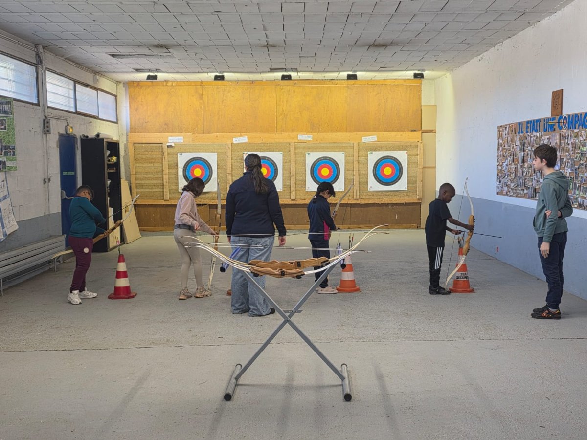 Initiation au gymnase pour le centre social